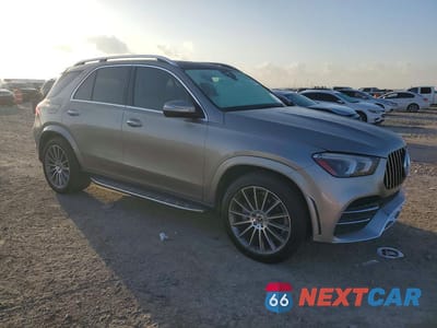 Czwarte zdjęcie samochodu z boku: 2022 MERCEDES-BENZ GLE 350 VIN:4JGFB4JB1NA630442 - miniatura