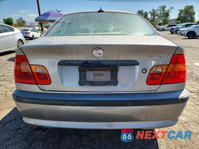 Zdjęcie 6 z 12 samochodu: 2004 BMW 325 I VIN:WBAET37414NJ46095 - miniatura