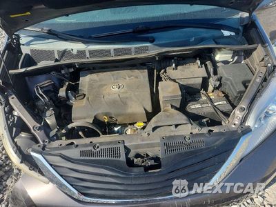 Zdjęcie 12 z 13 samochodu: 2014 TOYOTA SIENNA LE VIN:5TDKK3DC3ES513045 - miniatura