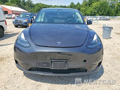 Piąte zdjęcie samochodu w środku: 2024 TESLA MODEL Y VIN:7SAYGDEE5RF186517 - miniatura