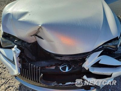 Zdjęcie 11 z 13 samochodu: 2016 LEXUS RC 200T VIN:JTHHA5BC9G5003771 - miniatura