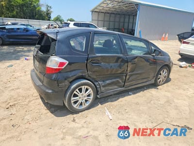 Trzecie zdjęcie samochodu z tyłu: 2009 HONDA FIT SPORT VIN:JHMGE88469S067627 - miniatura