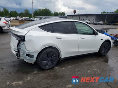 Trzecie zdjęcie samochodu z tyłu: 2026 TESLA MODEL Y VIN:7SAYGDEE0TA447525 - miniatura