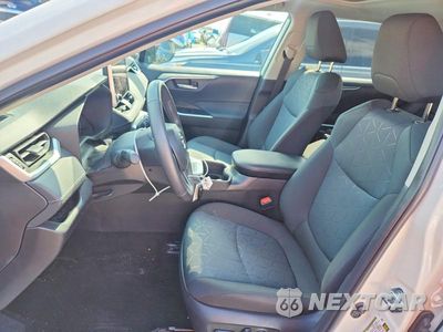 Zdjęcie 7 z 13 samochodu: 2025 TOYOTA RAV4 XLE VIN:2T3P1RFV8SW569499 - miniatura
