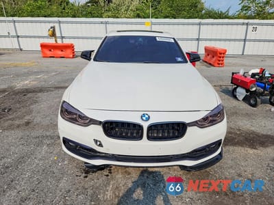 Piąte zdjęcie samochodu w środku: 2018 BMW 330 XI VIN:WBA8D9C58JA607906 - miniatura