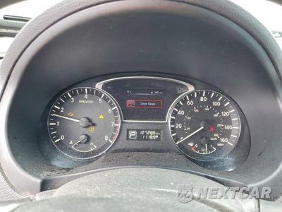 Zdjęcie 9 z 12 samochodu: 2015 NISSAN ALTIMA 2.5 S VIN:1N4AL3AP4FN342383 - miniatura
