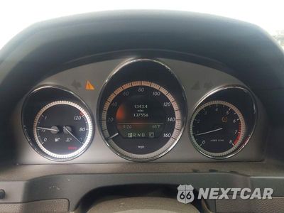 Zdjęcie 9 z 12 samochodu: 2010 MERCEDES-BENZ C 300 VIN:WDDGF5EB7AF395948 - miniatura