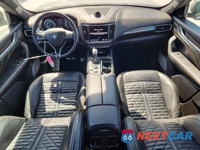 Zdjęcie 8 z 13 samochodu: 2022 MASERATI LEVANTE MODENA VIN:ZN661YUM3NX383755 - miniatura