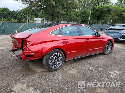 Trzecie zdjęcie samochodu z tyłu: 2021 HYUNDAI SONATA HYBRID LIMITED VIN:KMHL54JJ7MA027639 - miniatura