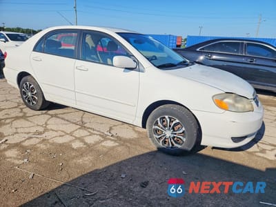 Czwarte zdjęcie samochodu z boku: 2004 TOYOTA COROLLA LE VIN:1NXBR32E94Z281668 - miniatura