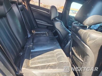 Zdjęcie 10 z 13 samochodu: 2019 CHRYSLER 300 S VIN:2C3CCABG2KH617939 - miniatura