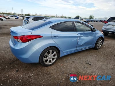Trzecie zdjęcie samochodu z tyłu: 2013 HYUNDAI ELANTRA LIMITED VIN:KMHDH4AE8DU846205 - miniatura