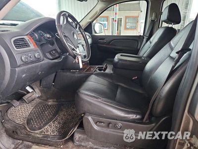 Zdjęcie 7 z 13 samochodu: 2008 CHEVROLET TAHOE K1500 VIN:1GNFK13088J167550 - miniatura