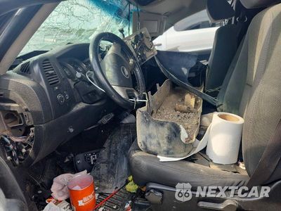 Zdjęcie 7 z 12 samochodu: 2007 CHEVROLET SILVERADO K3500 VIN:1GBJK34677E534449 - miniatura