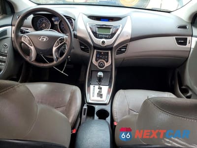Zdjęcie 8 z 12 samochodu: 2012 HYUNDAI ELANTRA LIMITED VIN:KMHDH4AE3CU201198 - miniatura