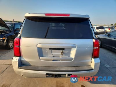 Zdjęcie 6 z 13 samochodu: 2018 CHEVROLET TAHOE POLICE VIN:1GNLCDEC6JR228555 - miniatura