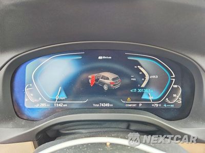 Zdjęcie 9 z 12 samochodu: 2021 BMW X3 XDRIVE30E VIN:5UXTS1C06M9G38541 - miniatura