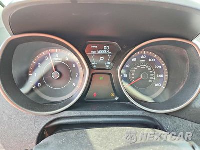 Zdjęcie 9 z 12 samochodu: 2013 HYUNDAI ELANTRA LIMITED VIN:5NPDH4AE8DH302107 - miniatura