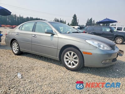Czwarte zdjęcie samochodu z boku: 2002 LEXUS ES 300 VIN:JTHBF30G220041737 - miniatura