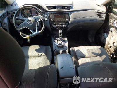 Zdjęcie 8 z 13 samochodu: 2020 NISSAN ROGUE SV VIN:JN8AT2MT7LW040416 - miniatura