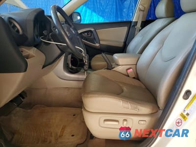 Zdjęcie 7 z 13 samochodu: 2006 TOYOTA RAV4 LIMITED VIN:JTMZD31V265029776 - miniatura