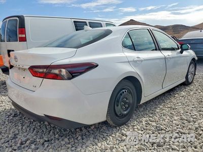 Trzecie zdjęcie samochodu z tyłu: 2024 TOYOTA CAMRY LE VIN:4T1C11AK9RU889625 - miniatura