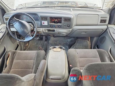Zdjęcie 8 z 11 samochodu: 2002 FORD F250 SUPER DUTY VIN:1FTNX20F72EC07170 - miniatura