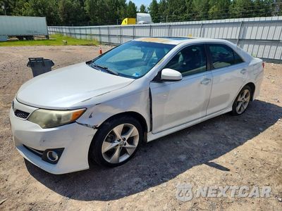 2014 TOYOTA CAMRY SE SPORT 4T1BF1FK5EU438451 - główne zdjęcie licytacji z USA - miniatura