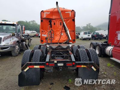 Zdjęcie 6 z 14 samochodu: 2023 FREIGHTLINER CASCADIA 126
