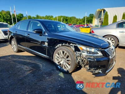 Czwarte zdjęcie samochodu z boku: 2013 LEXUS LS 460 VIN:JTHCL1EF5D5018427 - miniatura