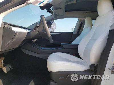Zdjęcie 7 z 12 samochodu: 2023 TESLA MODEL Y VIN:7SAYGDED0PF979261 - miniatura