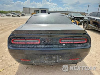 Zdjęcie 6 z 12 samochodu: 2018 DODGE CHALLENGER R/T 392 VIN:2C3CDZFJ1JH229472 - miniatura