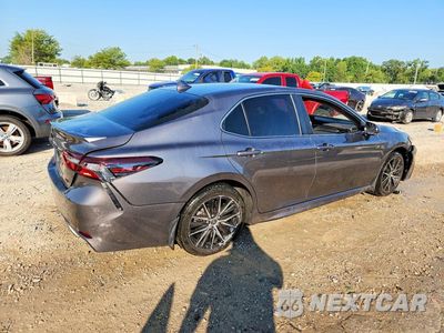 Trzecie zdjęcie samochodu z tyłu: 2023 TOYOTA CAMRY SE VIN:4T1S11AKXPU106370 - miniatura