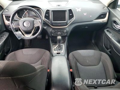 Zdjęcie 8 z 13 samochodu: 2016 JEEP CHEROKEE LATITUDE VIN:1C4PJLCB2GW113692 - miniatura