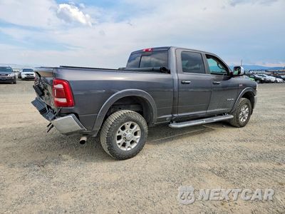 Trzecie zdjęcie samochodu z tyłu: 2021 RAM 2500 LARAMIE VIN:3C6UR5FJ5MG593397 - miniatura