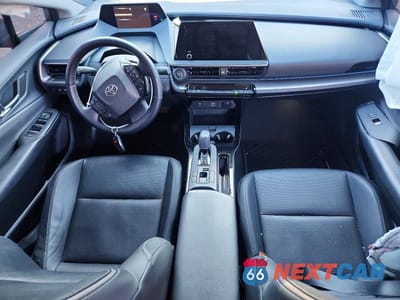 Zdjęcie 8 z 12 samochodu: 2023 TOYOTA PRIUS XLE VIN:JTDACAAU9P3000607 - miniatura