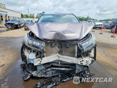 Piąte zdjęcie samochodu w środku: 2019 TOYOTA HIGHLANDER SE VIN:5TDJZRFH9KS572440 - miniatura
