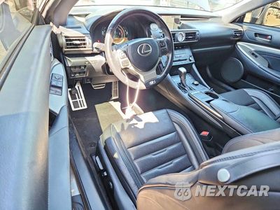 Zdjęcie 8 z 12 samochodu: 2016 LEXUS RC 200T VIN:JTHHA5BC1G5000945 - miniatura