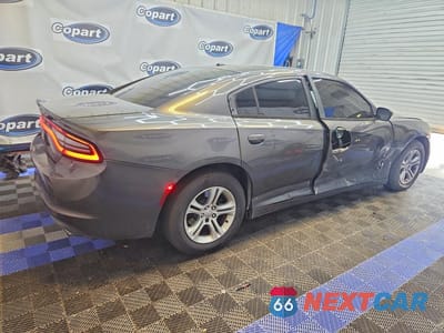 Trzecie zdjęcie samochodu z tyłu: 2015 DODGE CHARGER SE VIN:2C3CDXBG4FH839985 - miniatura