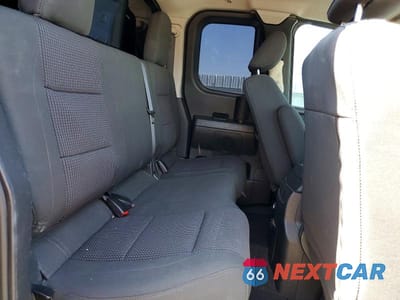 Zdjęcie 10 z 12 samochodu: 2015 NISSAN TITAN SV VIN:1N6BA0CA2FN513205 - miniatura