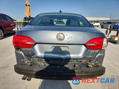 Zdjęcie 6 z 13 samochodu: 2011 VOLKSWAGEN JETTA SE VIN:3VWDZ7AJ5BM315638 - miniatura