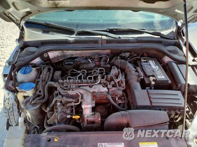 Zdjęcie 11 z 13 samochodu: 2014 VOLKSWAGEN JETTA TDI VIN:3VWLL7AJXEM365811 - miniatura