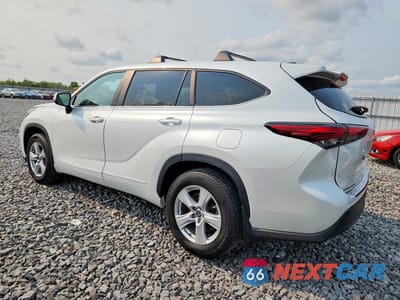 Drugie zdjęcie samochodu z przodu: 2023 TOYOTA HIGHLANDER L VIN:5TDKDRAH9PS019577 - miniatura