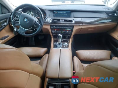 Zdjęcie 8 z 12 samochodu: 2012 BMW 750 LI VIN:WBAKB8C59CC963973 - miniatura