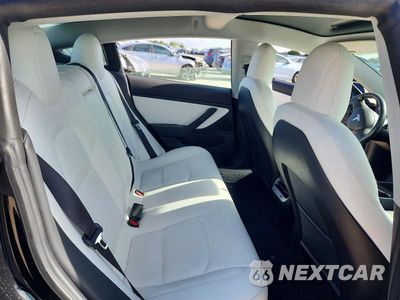 Zdjęcie 10 z 12 samochodu: 2019 TESLA MODEL 3 VIN:5YJ3E1EB0KF195617 - miniatura
