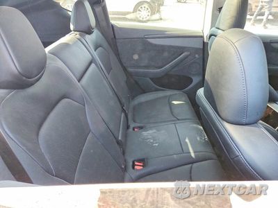 Zdjęcie 10 z 12 samochodu: 2026 TESLA MODEL Y VIN:7SAYGDEE4TF529373 - miniatura