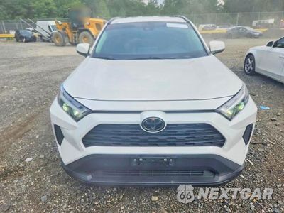 Piąte zdjęcie samochodu w środku: 2022 TOYOTA RAV4 XLE VIN:2T3W1RFV8NW198151 - miniatura