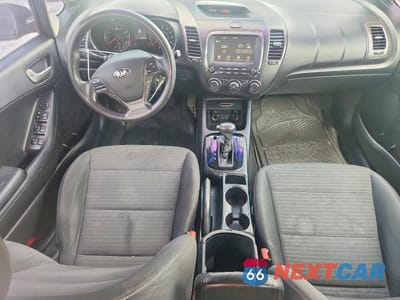 Zdjęcie 8 z 12 samochodu: 2018 KIA FORTE LX VIN:3KPFL4A73JE193497 - miniatura