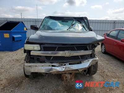 Piąte zdjęcie samochodu w środku: 2001 CHEVROLET SILVERADO C2500 HEAVY DUTY VIN:1GCHC24U01E248675 - miniatura