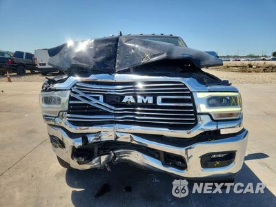 Piąte zdjęcie samochodu w środku: 2022 RAM 3500 LARAMIE VIN:3C63R3JL5NG402426 - miniatura